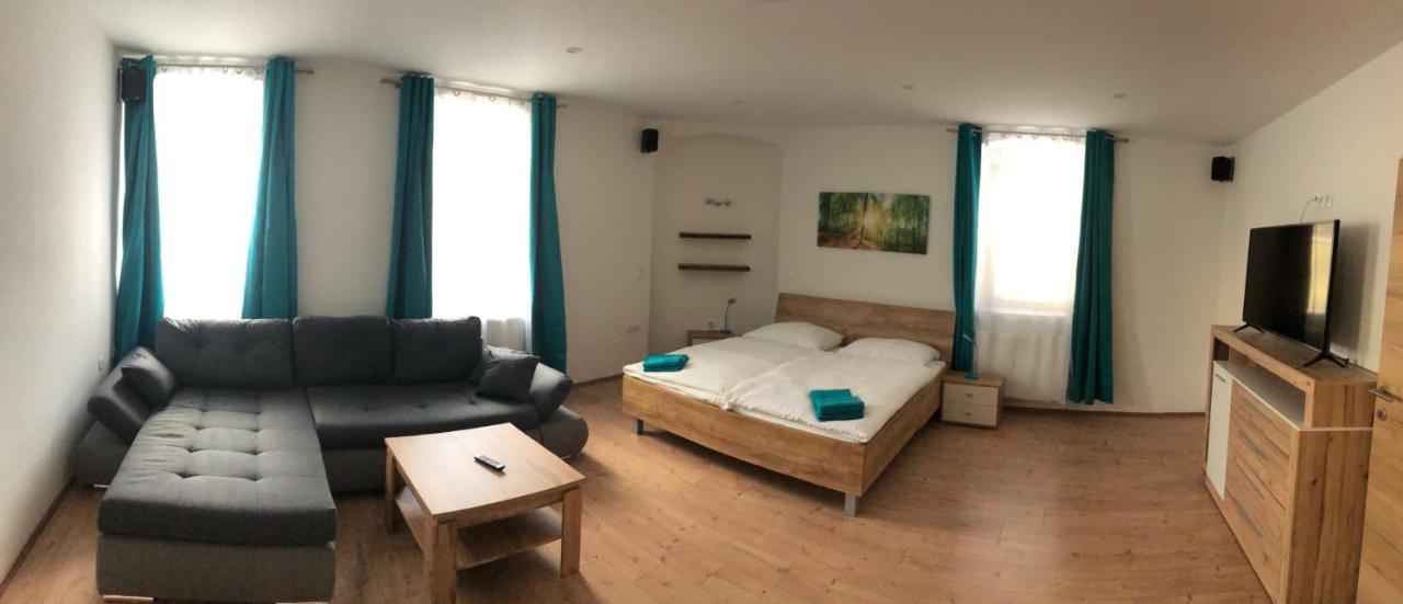 Ferienwohnung „Gmuender Hof“ Гмюнд Экстерьер фото